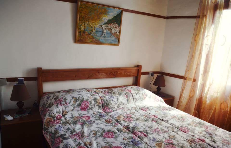 Guest House Vasili Berat Exterior foto